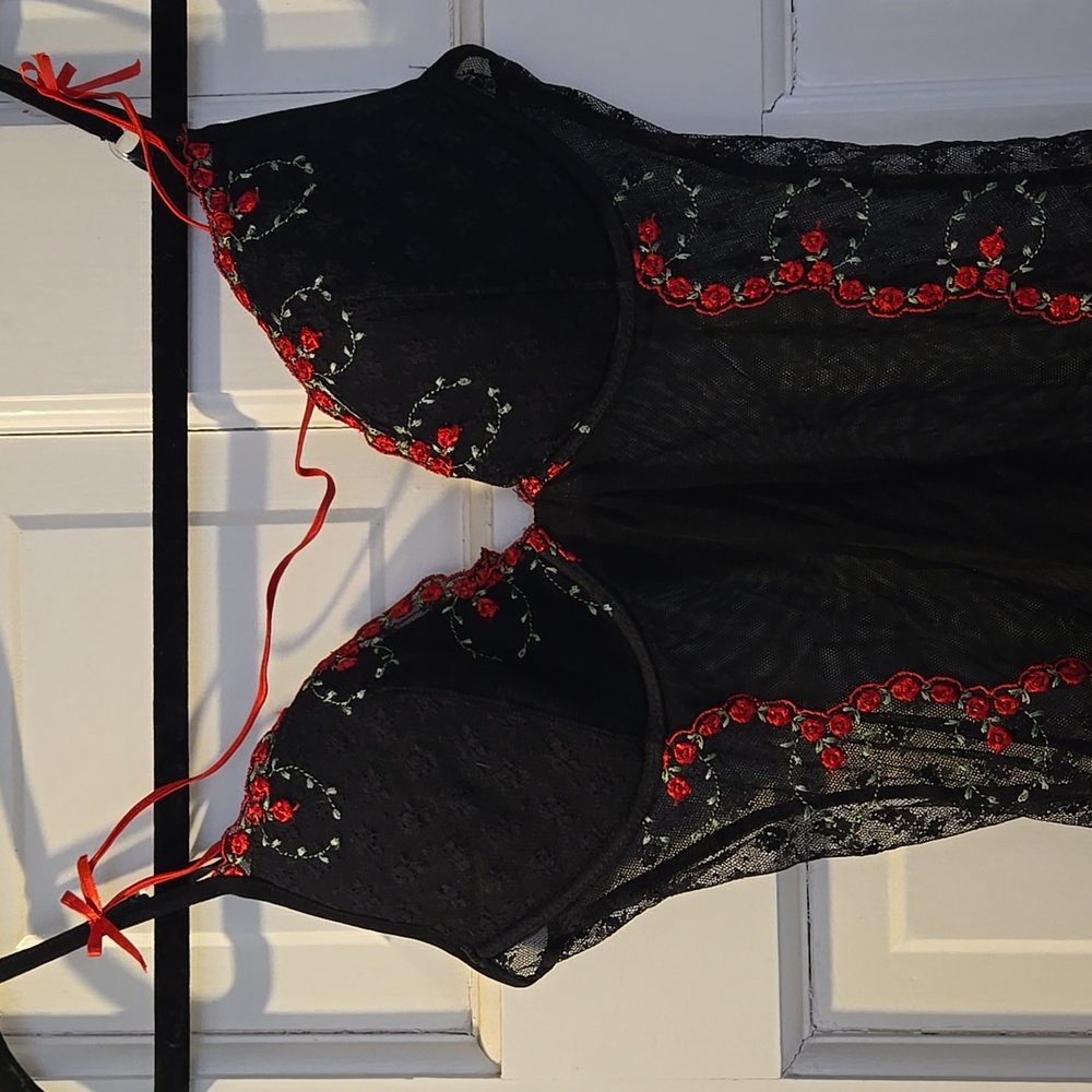 Occhi Verdi By La Perla Vintage Black Lace Bustier with Red Floral Embroidery - Picture 2 of 7